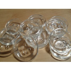 Gomb 2,2 cm átlátszó