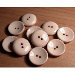 Gomb 2,2 cm krémszínű