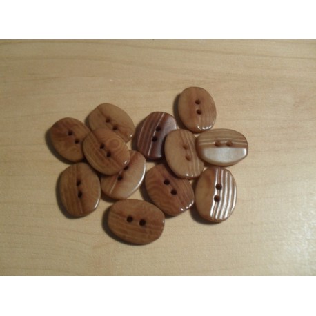 Gomb 1,7x1,3 cm kávé rovátkolt