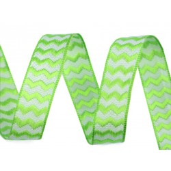 Díszszalag 1,5 cm zöld cikkcakkmintás