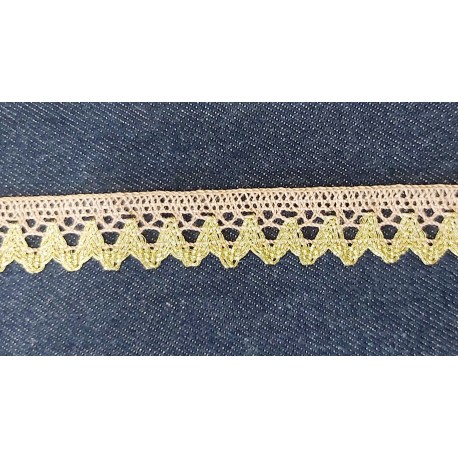 Pamutcsipke 2 cm barna-arany cikkcakkos szélcsipke