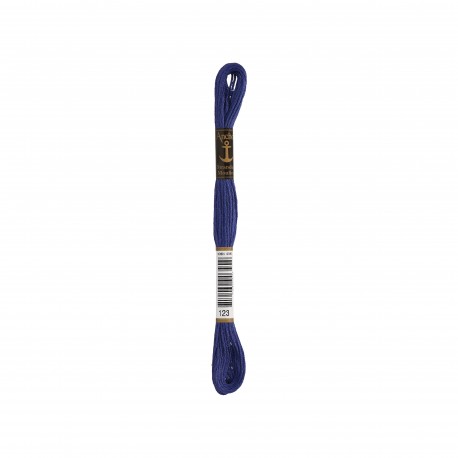 ANCHOR STRANDED COTTON 8m