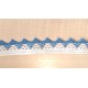 Pamutcsipke 2,5 cm fehér/metálkék cikkcakkos szélcsipke