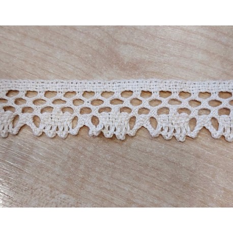 Pamutcsipke 2,5 cm vajszín hullámos szélcsipke