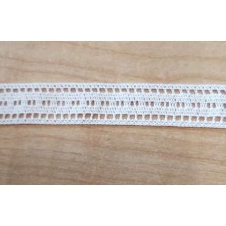 Pamutcsipke 1,9 cm fehér szalagcsipke