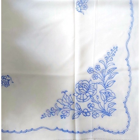 Hímezhető terítő 90x90 cm szegetlen II.