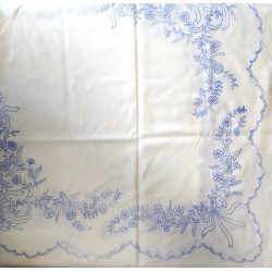 Hímezhető terítő 150x150 cm szegetlen VI.