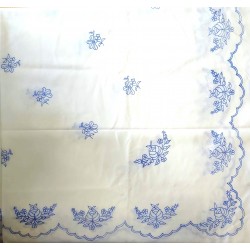 Hímezhető terítő 150x150 cm szegetlen IV.