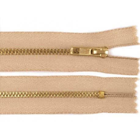 Cipzár 18 cm fém bézs