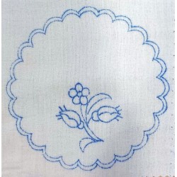 Hímezhető terítő 15x15 cm szegetlen I.