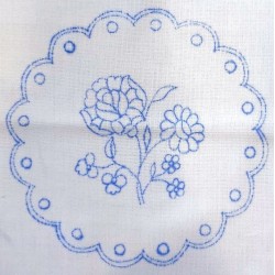 Hímezhető terítő 20x20 cm szegetlen XIV.