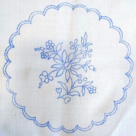 Hímezhető terítő 20x20 cm szegetlen XXIII.