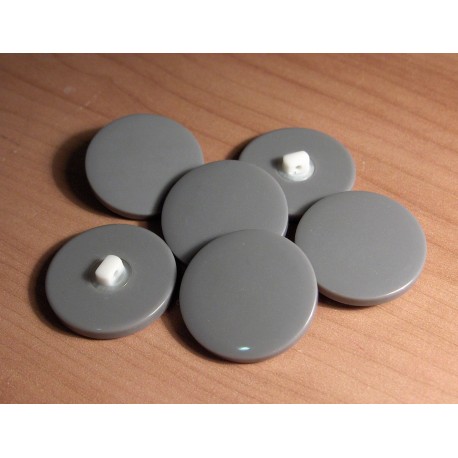 Gomb 3 cm füles szürke