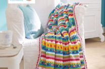 Július modellje: Horgolt takaró